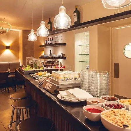 Casa Hotel 3*